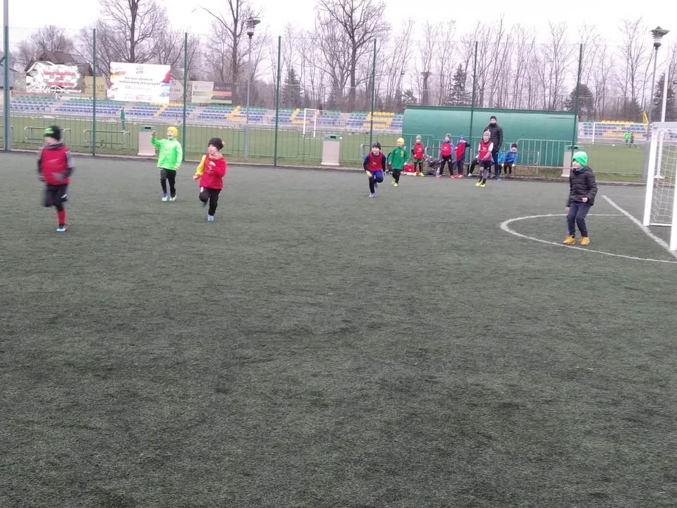 Ligowy debiut rocznika 2015/2016 — zdjęcie 12