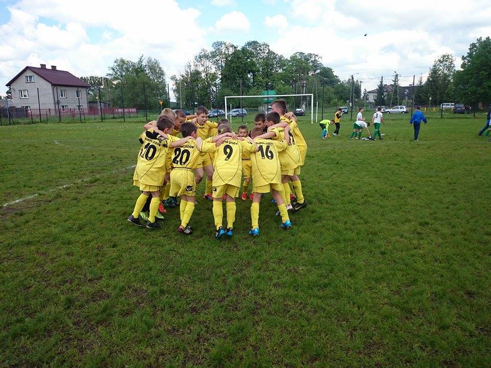 Orliki Korony – Świt Nowy Dwór Mazowiecki — zdjęcie 5
