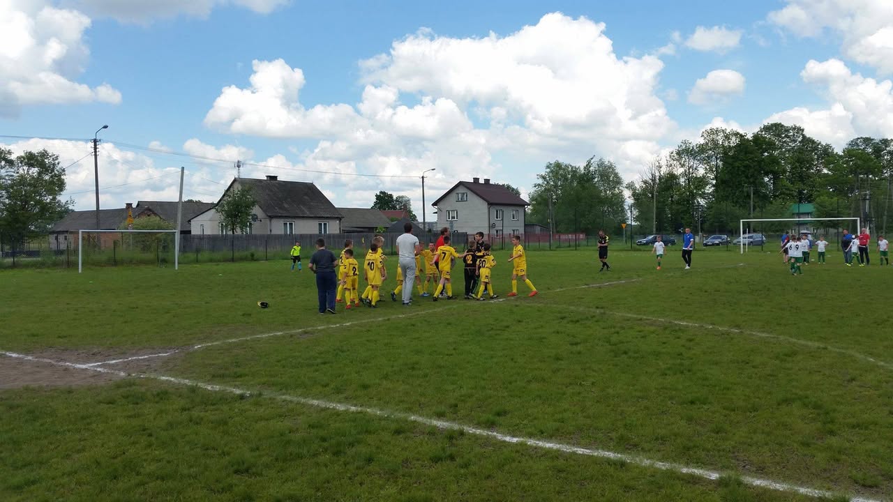 Orliki Korony – Świt Nowy Dwór Mazowiecki — zdjęcie 6