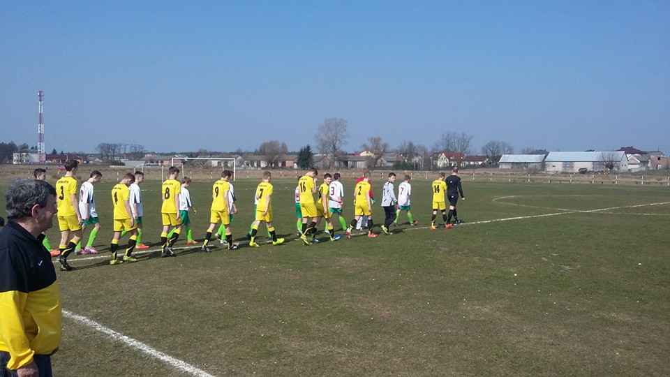 Rządza Załubice – Trampkarze Korony — zdjęcie 3