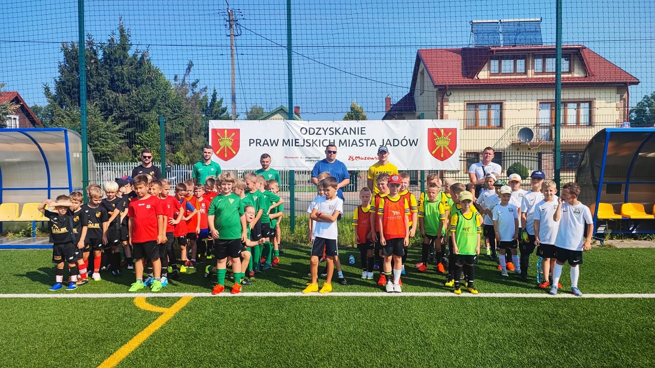 Turniej rocznika 2015/2016 w Jadowie — zdjęcie 13