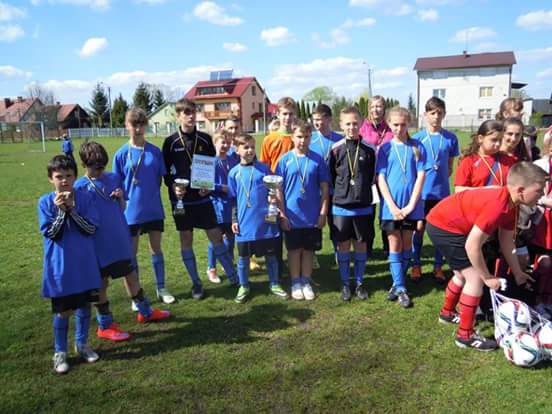 Szkolny turniej piłkarski w Jadowie — zdjęcie 22