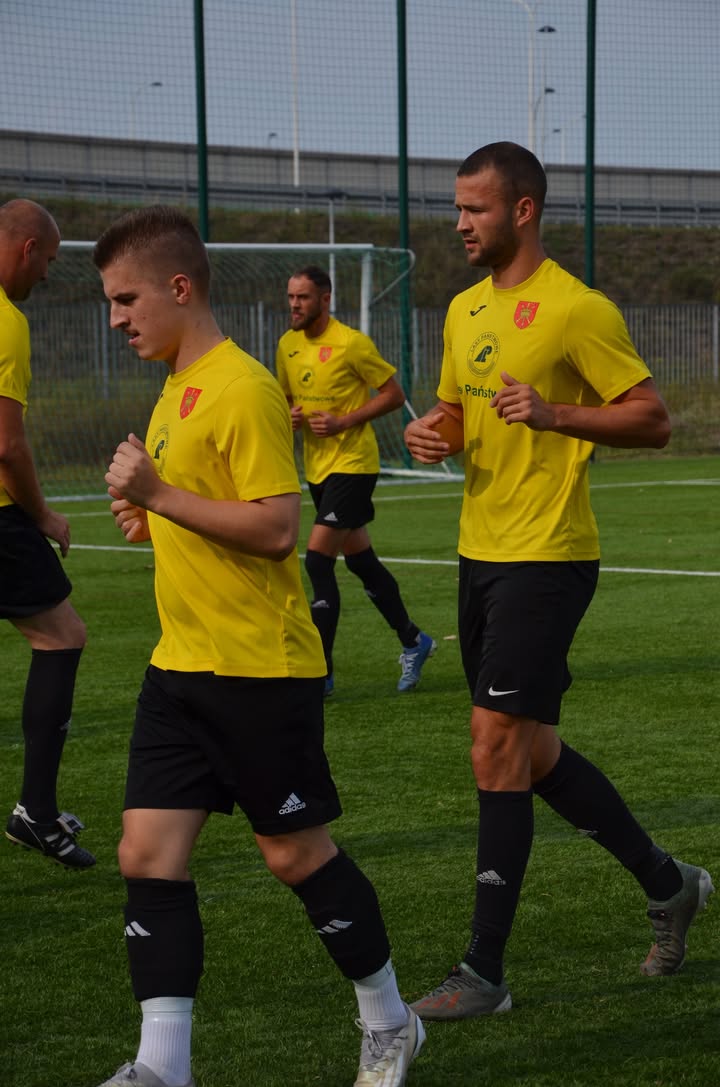 AP FFK Warszawa – Korona Jadów — zdjęcie 1