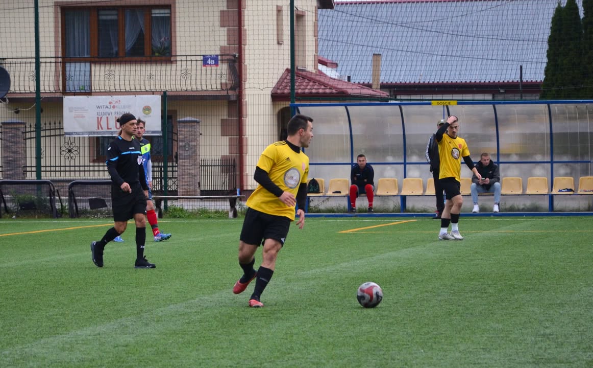 GKS Dąbrówka – Korona Jadów — zdjęcie 9