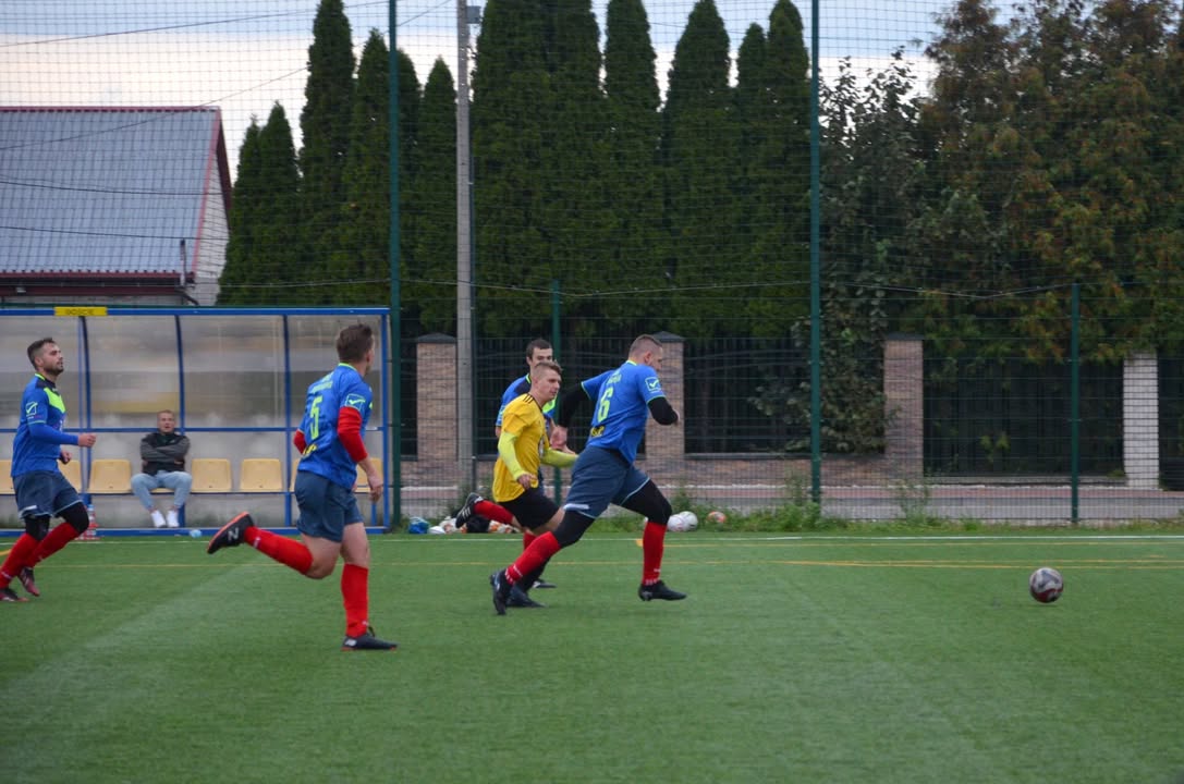 GKS Dąbrówka – Korona Jadów — zdjęcie 23