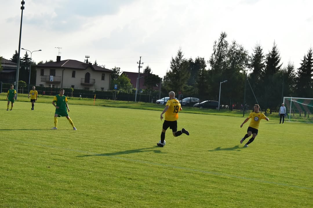 AKS Impet Łajski – Korona Jadów — zdjęcie 37