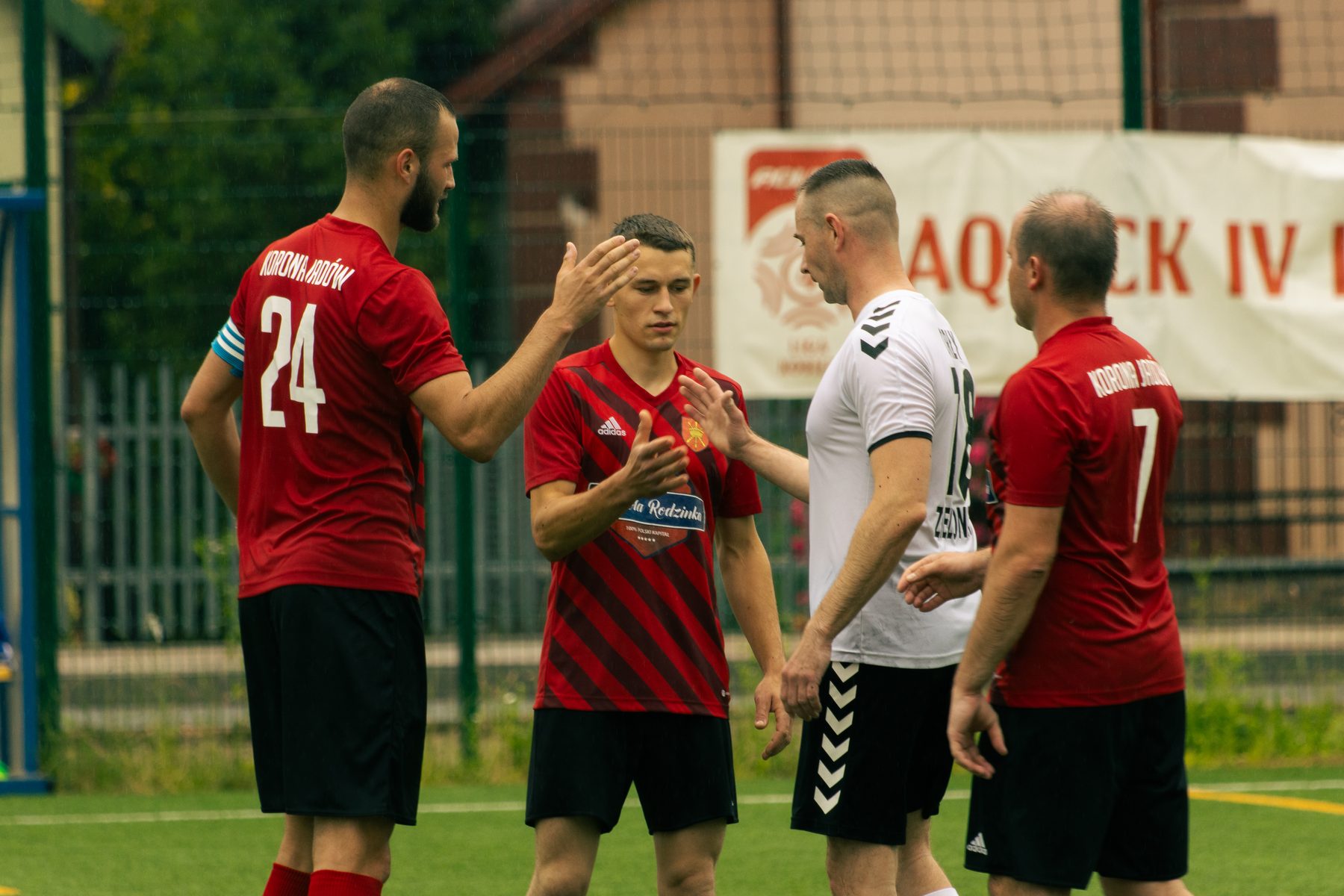 Korona Jadów – Orły II Zielonka 9:1. Awans do Klasy A — zdjęcie 103