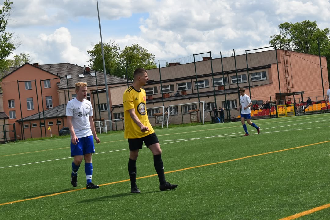 Korona Jadów – KS Płudy Warszawa — zdjęcie 8