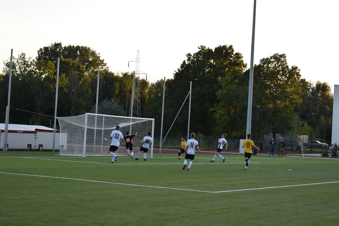 MKS Sparta Marki – Korona Jadów — zdjęcie 14