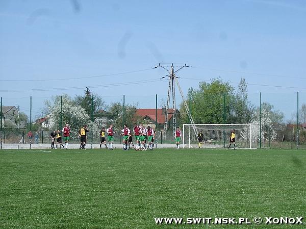 Świt II Nowy Dwór Mazowiecki – Korona Jadów 2:1 — zdjęcie 64