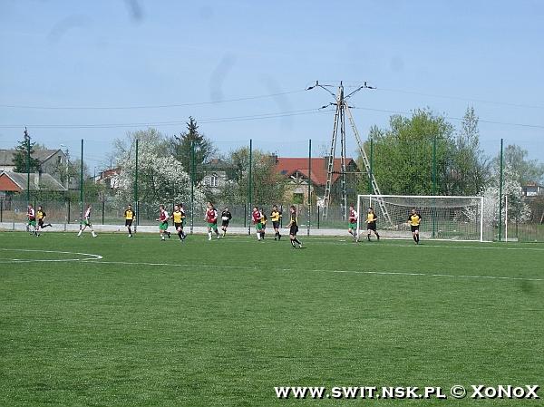 Świt II Nowy Dwór Mazowiecki – Korona Jadów 2:1 — zdjęcie 85