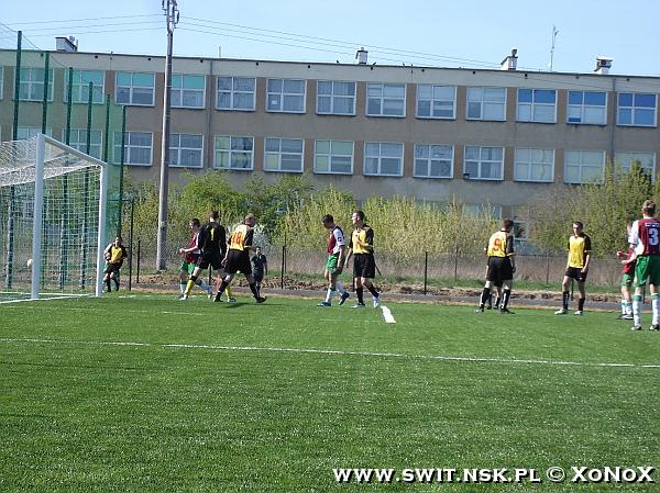 Świt II Nowy Dwór Mazowiecki – Korona Jadów 2:1 — zdjęcie 96