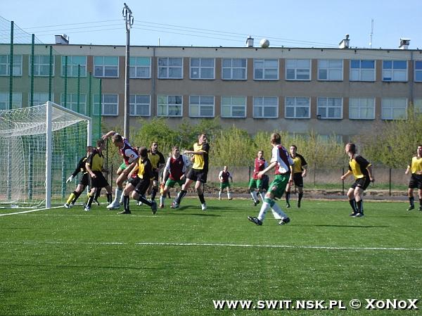Świt II Nowy Dwór Mazowiecki – Korona Jadów 2:1 — zdjęcie 115