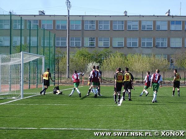 Świt II Nowy Dwór Mazowiecki – Korona Jadów 2:1 — zdjęcie 136