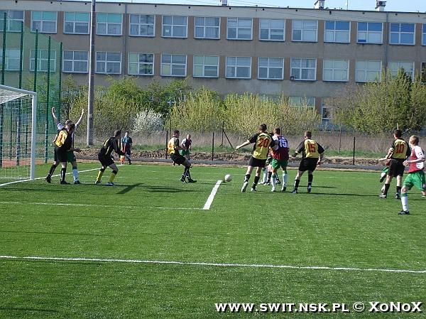 Świt II Nowy Dwór Mazowiecki – Korona Jadów 2:1 — zdjęcie 142