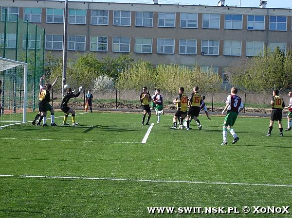 Świt II Nowy Dwór Mazowiecki – Korona Jadów 2:1 — zdjęcie 143