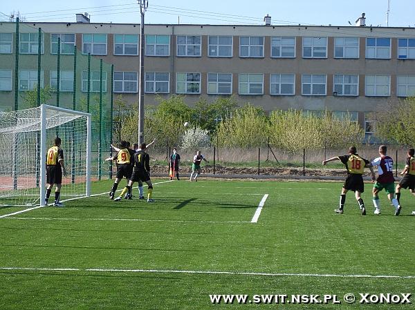 Świt II Nowy Dwór Mazowiecki – Korona Jadów 2:1 — zdjęcie 156