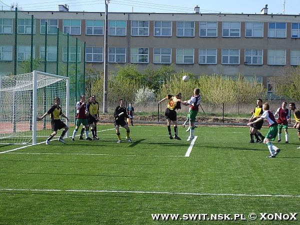 Świt II Nowy Dwór Mazowiecki – Korona Jadów 2:1 — zdjęcie 158