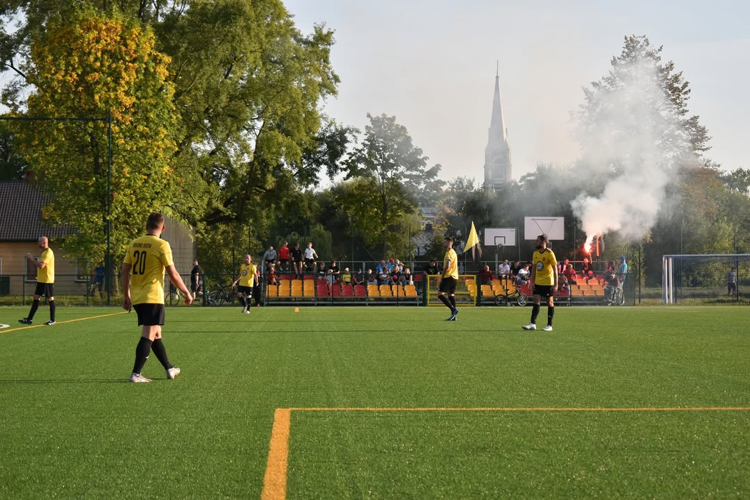 Korona Jadów – LKS Wisła Zakroczym — zdjęcie 23